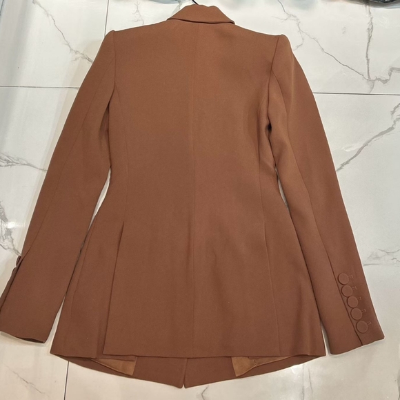 Alex Perry Carter Blazer - Picture 2 of 7